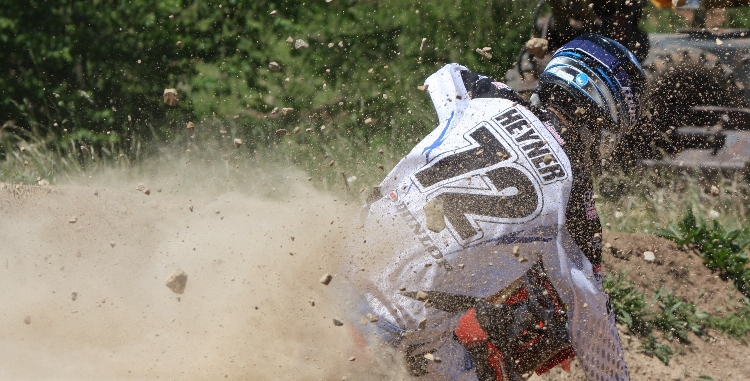 Motocross-Fahrer in Aktion